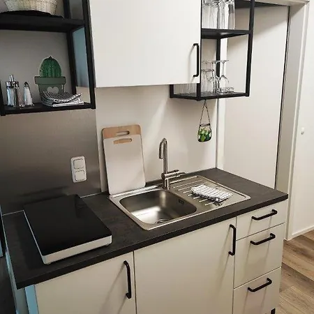 Von-seeckt-strasse 9 Apartment