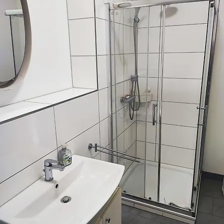 Apartment Von-seeckt-strasse 9
